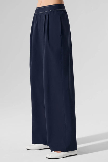 The Everyday Wide-Leg Trousers
